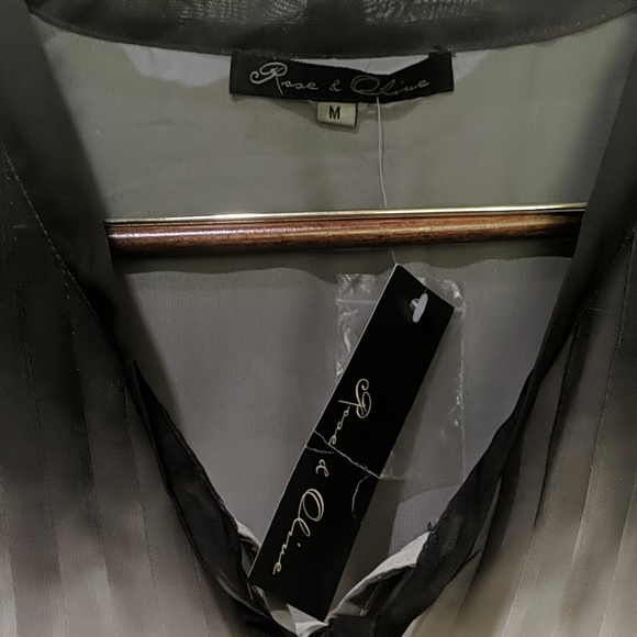 Rise & Olive Blouse - Picture 2 of 4